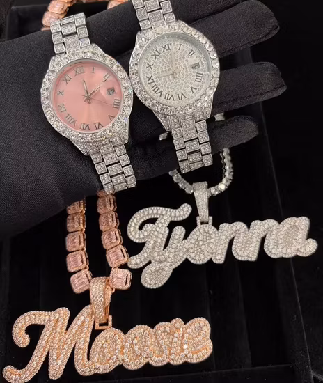 2021 nuovi gioielli Hip Hop ghiacciati strass orologi al quarzo orologi romani in acciaio inossidabile orologio in oro 18 carati con lunetta in diamanti